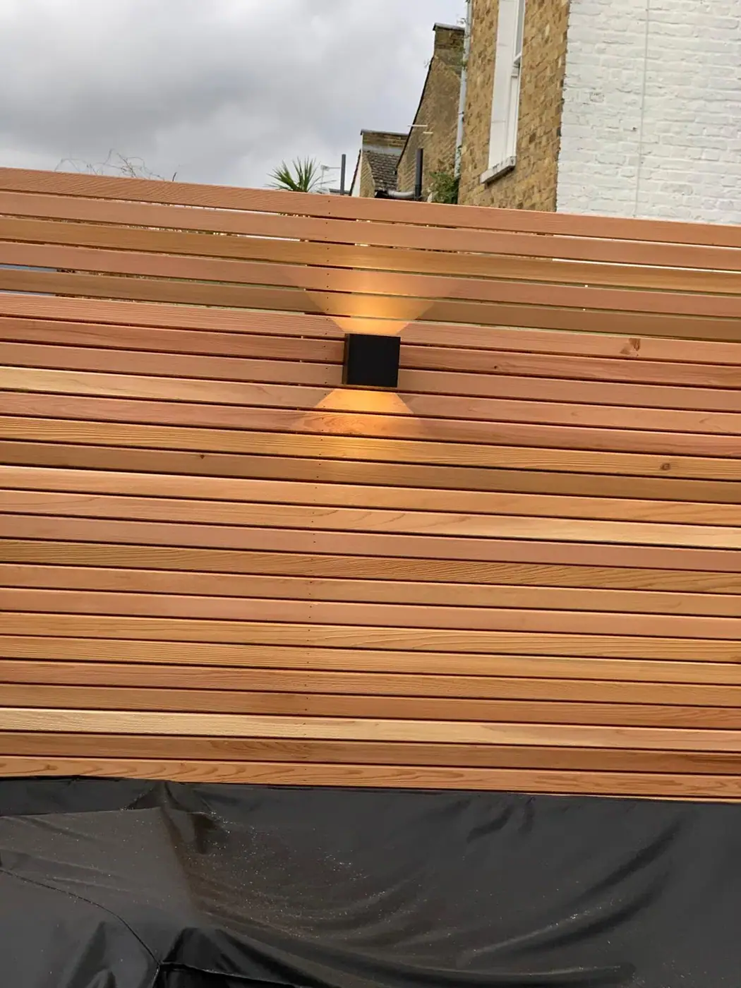 Contemporary slatted screening & store; photograph 41