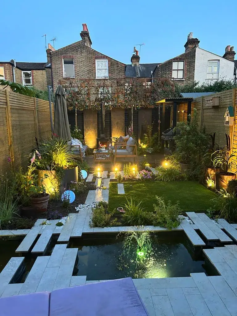 Garden lighting & water feature: VISAN-supplied photograph